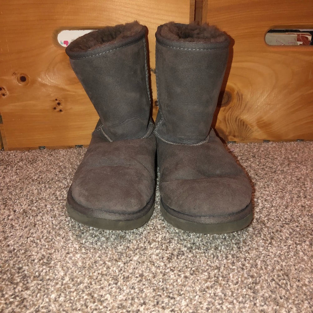 Ugg Classic Short Boots